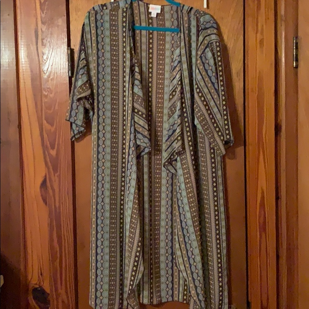 Gorgeous Boho print Lularoe Shirley